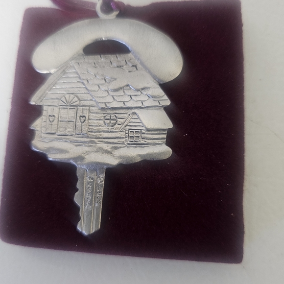 Seagull Pewter Our First House key Ornament - Picture 3 of 4